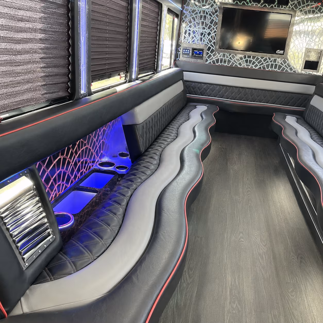 cathedral city corporate party bus rental