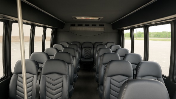 cathedral city 25 passenger minibus rental