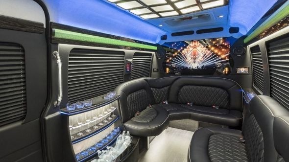 cathedral city sprinter limo rental rental